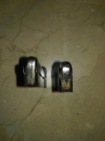 Vendo estos dos cargadores, son del calibre 9 mmC (9 corto), en principio no sé ahora mismo a que arma 10