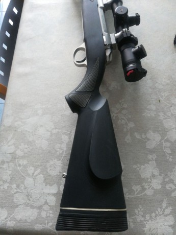 Vendo sako 85 finnlight 7mm R Mag , prácticamente nuevo , No ha salido al campo , solo ha realizazo tiros 02