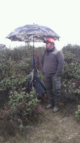 Buenas tardes , abro este hilo para compartir mi experiencia con el citado trípode.

Hasta hace un par 80