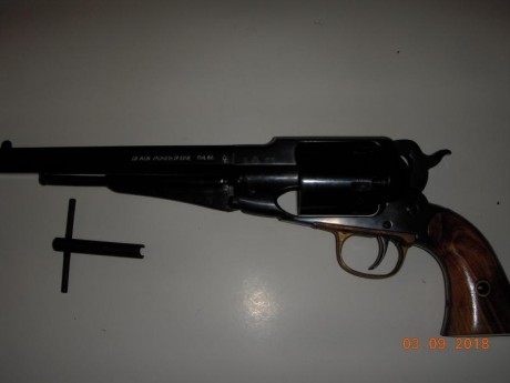 Vendido Revolver Santa Barbara New Model Calibre 44,totalmente nuevo no se ha utilizado nunca.puesto en 21