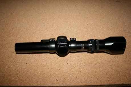 Vendo visor de batida marca Weaver V4,5 II con anillas marca Apell originales no copias, el visor esta 01