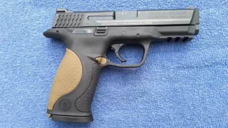 Hola a todos.
Se vende S&W MP9 con solo 2 años y aproximadamente 150 disparos, NI UNO MAS, solo estrenada.
Si 120
