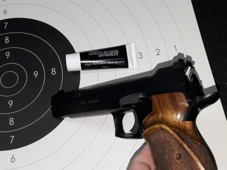 Bueno pues lo dicho, pongo en venta mi Sig p210 Super Target para financiarse otro juguete...

Lleva unas 30