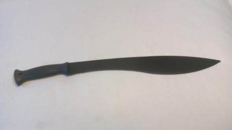 Vendo machete Cold Steel Magnum Kukri nuevo a estrenar.

Precio: 29 euros (envío incluido)........ :clint: 10