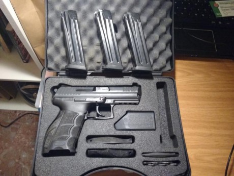 Vendo HK P30.
Con tres cargadores en muy buen estado. Tiene su caja original y regalo 2 fundas. 1 funda 00