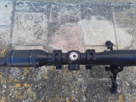 Se vende monotiro Ardesa crackshot en calibre 17 hmr equipado con visor barska y bipode.  
Rifle como 00