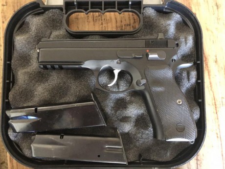 VENDIDA  pistola 9mm CZ SP01 en perfecto estado , con martillo y fiador Match . Poco uso . Se completa 00