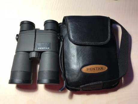 Se vende prismáticos Pentax 8x42 DCF 62 108m/1000m 17 mm EYE RELIEF MULTI COATING, junto con su funda 00