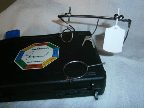 Se venden gafas de tiro, KNOBLOCH originales, (de acero de verdad), con anilla para arma corta y otra 01