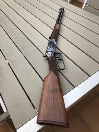 Vendido cerrar. 62