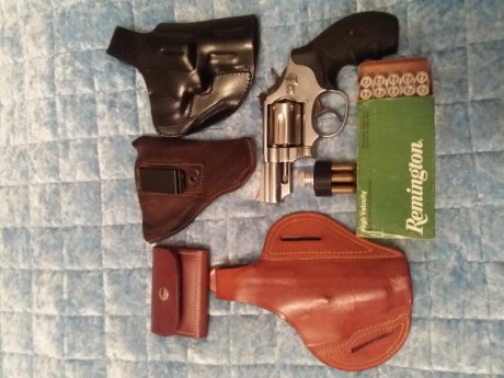  20180308_210552.jpg Regalo Smith  Wesson 357 magnum de 2,5 pulgadas. Modelo 66 combate. Acero inoxidable. 00