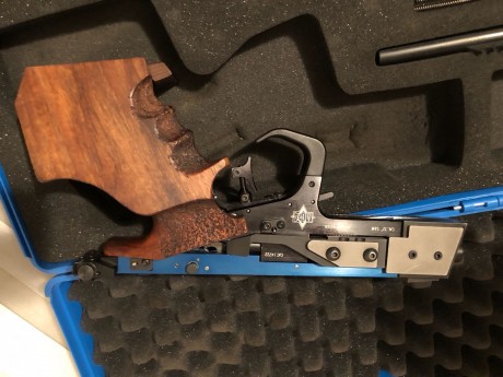 Vendida, Match Guns Cal .32 un auténtico formula uno 
El arma se encuentra en Tarragona 
Se puede ver 02