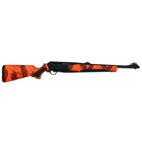 A mi compañero de caza se le ha metido entre ceja y ceja un rifle semiautomático tracker con cañon de 52