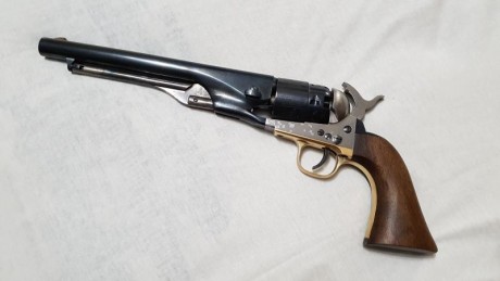 Vendo revolver colt 1860 Army, fabricado en el año 1982, marca ASM de avancarga, calibre 44, en perfecto 02
