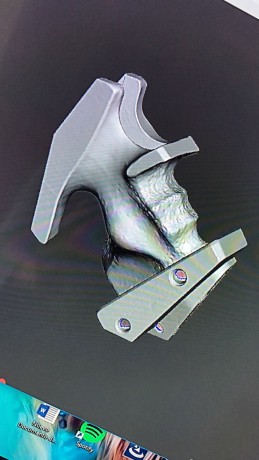 Cachas para 1911 se pueden hacer con diferentes colores y logos 
  Aclaro de momento tememos unos cuantos 60