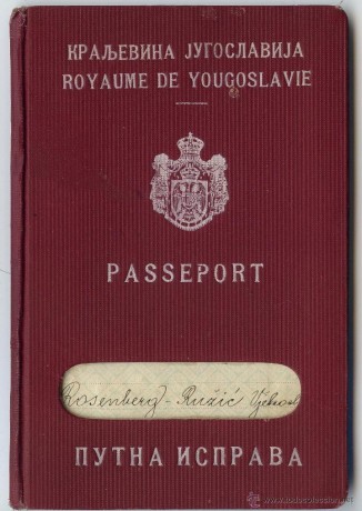  EN RECUERDO Y HOMENAJE A LOS QUE YA NO ESTÁN. 

Si pones en  GOOGLE   PASAPORTES EN LA MEMORIA  da igual 132