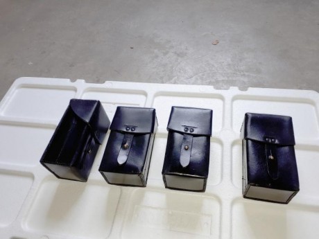 Vendo porta cargadores Cetme dobles 2 = 50€ mas portes dentro de la peninsula 4 =100€ los portes a mi 01