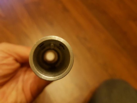 Vendo prolongador cañon para cañon de 22mm

40€

Carril anschutz 
el tunel no esta incluido en el precio, 11