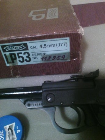 Funcciona perfectamente en buen estado , la caja esta un poco rota . 632 00 59 70    estoy en Madrid 01