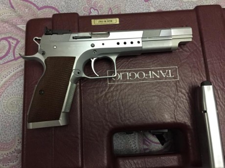 Hola Vendo Tanfoglio Gold macht no le doy uso precio 800€ está muy poco usada el anterior dueño era una 00