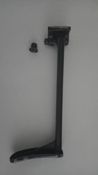 Se vende culata plegable original de vz 58

La pintura original esta un poco rozada, pero el boton/tornillo 00