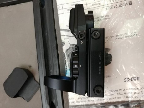 Vendo visor holográfico Hakko. Muy poco uso. Viene con caja rigida original, llaves allen para su ajuste 02