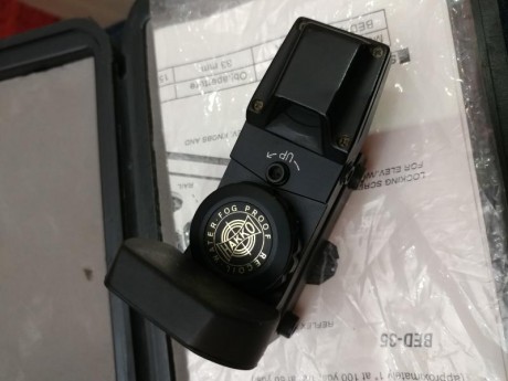 Vendo visor holográfico Hakko. Muy poco uso. Viene con caja rigida original, llaves allen para su ajuste 12