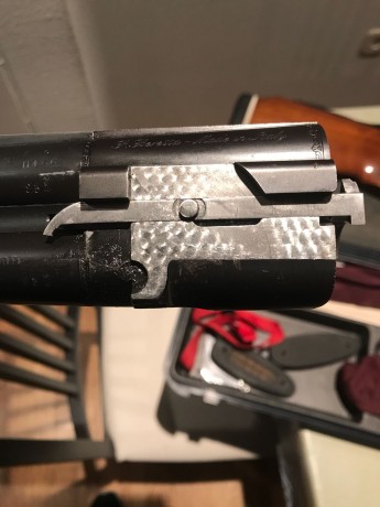 Un compañero vende esta escopeta de plato, beretta 686 silver pigeon trap.
Cañones de 76 cms, acabado 30