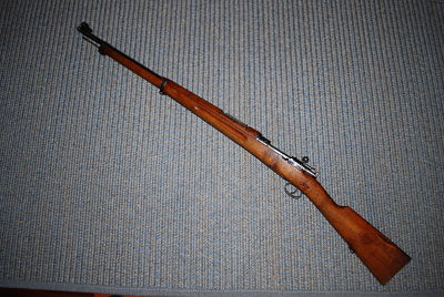 Vendo CARL GUSTAF año 1915 calibre 6,5x55 en buen estado de conservación y todos los números coincidentes.
Está 50