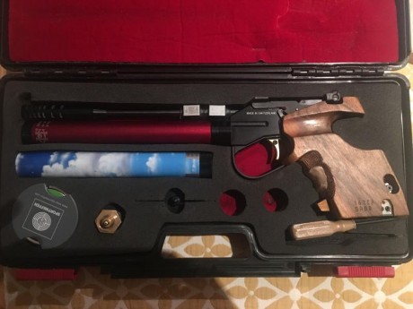 Hola vendo una morini cm162 ei de una sola pila la pistola funciona perfectamente y está impoluta la vendo 02