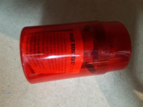 Es para pasar las balas completas por el cuarto die. Este es para el 40mm
25 portes incluidos. 01