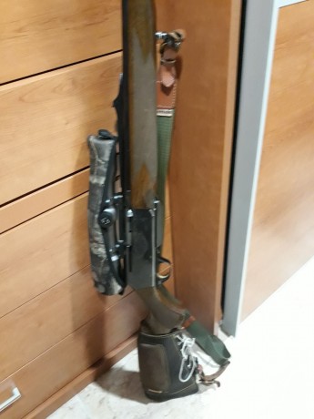 Buenas compañeros, 

Mi tio pone a la venta su Browning Bar 2 Safari del 7mm Remington Magnum.
Esta en 02