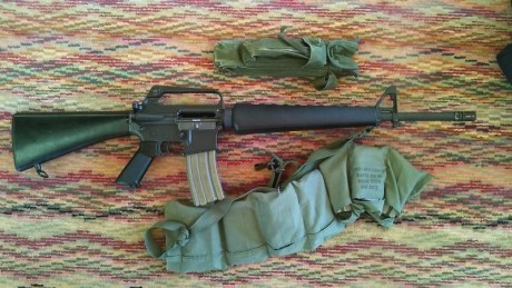 Vendo mi AR de 20", regalo bandolera de peines y alfombra de tiro, tipo Aladino.
Todo en 10.000 €.
Los 00