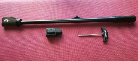 Vendo cañón Blaser R-93 calibre 9.3x62 Mauser, con su cargador, tiene el punto de fibra verde. Comprado 02