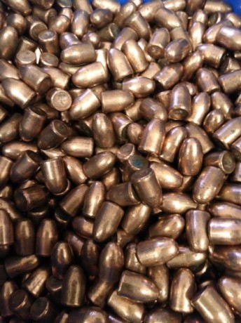 Troncocónicas u ojivales de 130 grains. Cada unidad sale a 0,058 euros y el envío mínimo serán 500 puntas. 00