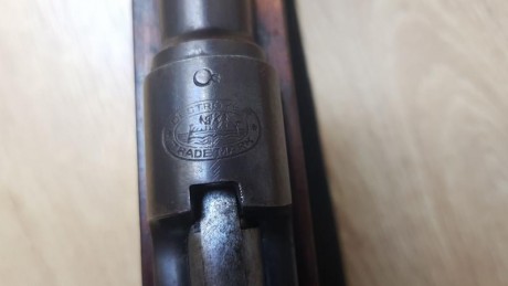 Vendo esta bonita carabina Destroyer calibre 9 Largo, su precio 150 euros no negociables. 02