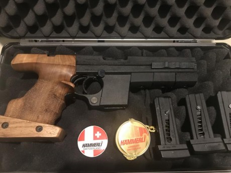 Buenas noches compañeros!!! Vendo mi pistola de tiro hammerli 280 con carro del 22 con 3 cargadores el 01
