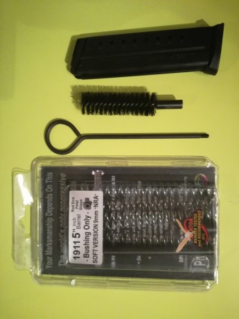 Hola a todos.
Vendo una Norinco Np29 1911 con muy pocos tiros, en calibre 9mm Para.
Aún le quedan 7 meses 12