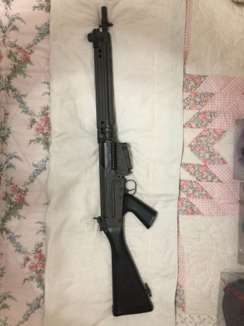 Buenas tardes a todos,

Pongo en venta mi maravilloso FAL Austriaco en calibre 307W, dispone de bipode 01