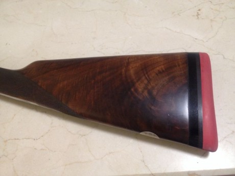 Vendo peeciosa escopeta de cañones superpuestos marca Beretta, modelo 686.
Choques intercambiables Briley 20