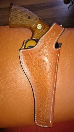Vendo Colt Phyton 357 magnum el cuál compré hace dos años y he tirado con él 20 tiros. No soy un gran 10