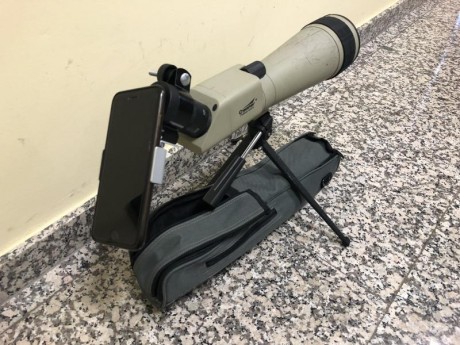 Telescopio terrestre
Aumentos 20x - 60x
Se ve perfectamente a 25m, a 50m y a 100m
Incorpora soporte para 10