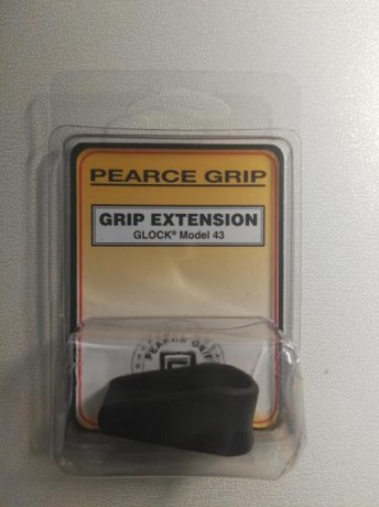 Vendo estos accesorios para Glock 42 y 43 todavía en blisters...

-- Para Glock 43 Extensión de cargador 01