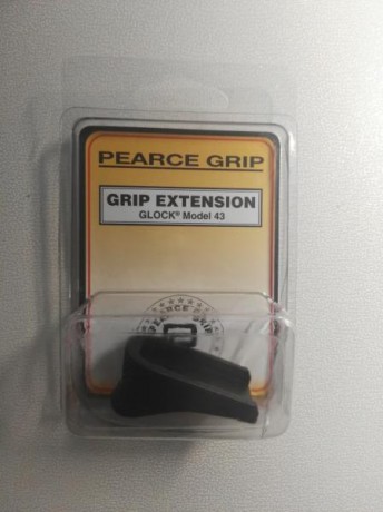 Vendo estos accesorios para Glock 42 y 43 todavía en blisters...

-- Para Glock 43 Extensión de cargador 12