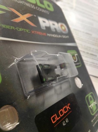 Vendo estos accesorios para Glock 42 y 43 todavía en blisters...

-- Para Glock 43 Extensión de cargador 21