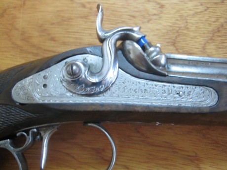 Hola, pistola de Paolo Bondini, mod, ROCHATTE A PARIS, calibre 45, excelende empuñe y precisión
Un saludo 01