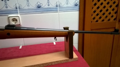 Se vende rifle Santa Barbara C75 calibre 308win,  se encuentra en muy buen estado general de maderas y 00
