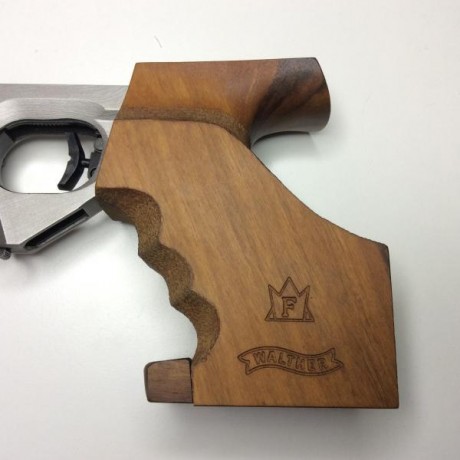 .-Vendo mi Walther GSP EXPERT calibre 22Lr. 
.-Guiada con Licencia F.
.-El arma está en muy buen estado 10