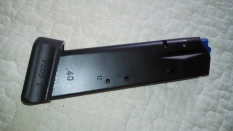 Hola vendo 3 cargadores plus 2 de 19 tiros valen para cz 75  sp1   sp2  tanfoglio frame large 30 euros 11