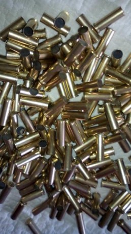 Hola vendo 600 vainas 38 sp un solo tiro 40 euros y vendo 800 vainas 9mm unas con 1 disparo y otras con 02